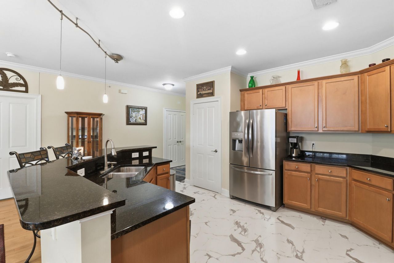 1198 Bridgeview Lane Photo 16