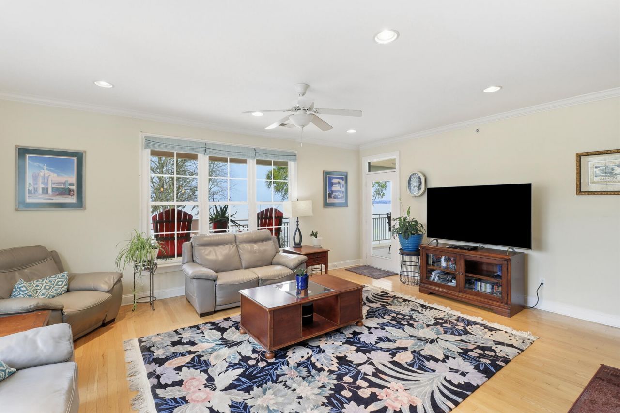 1198 Bridgeview Lane Photo 21