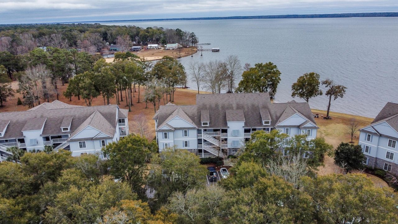 1198 Bridgeview Lane Photo 49