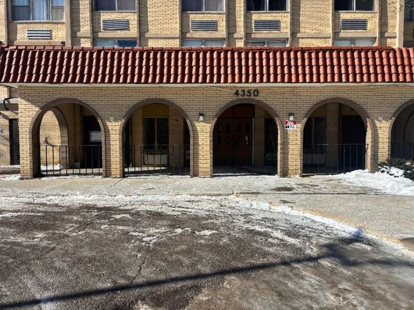 4350 W Ford City Drive, Unit B1104, Chicago, IL 60652