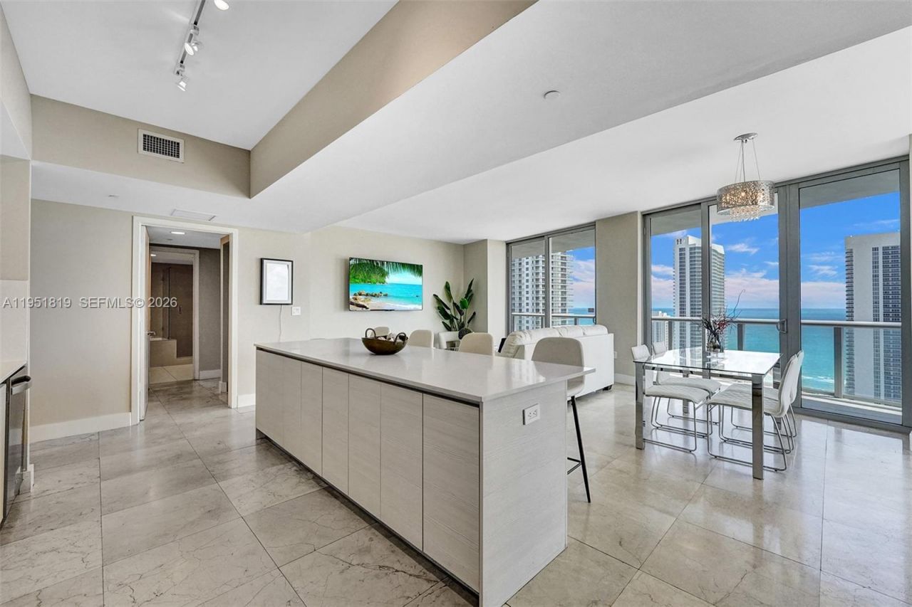 2600 E Hallandale Beach Blvd, Unit T3201, Hallandale Beach, FL 33009 Photo