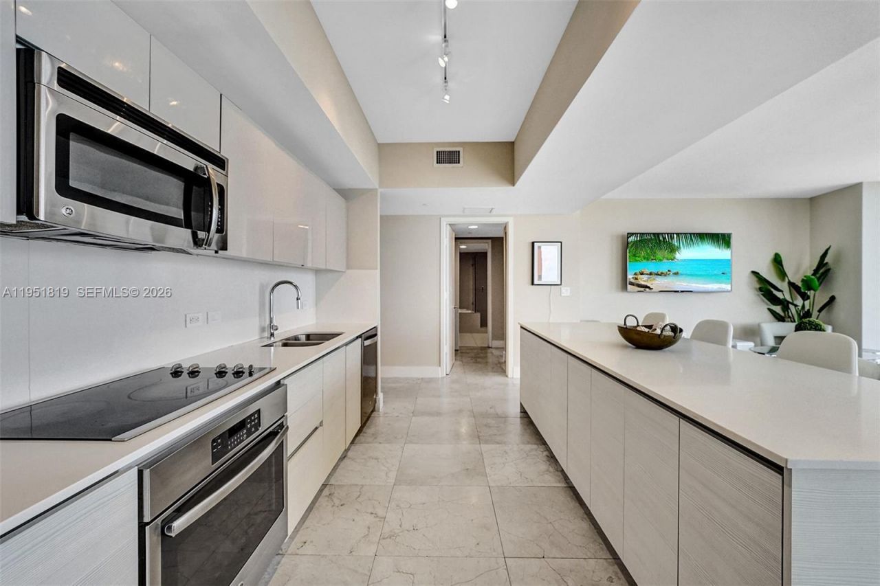 2600 E Hallandale Beach Blvd, Unit T3201, Hallandale Beach, FL 33009 Photo