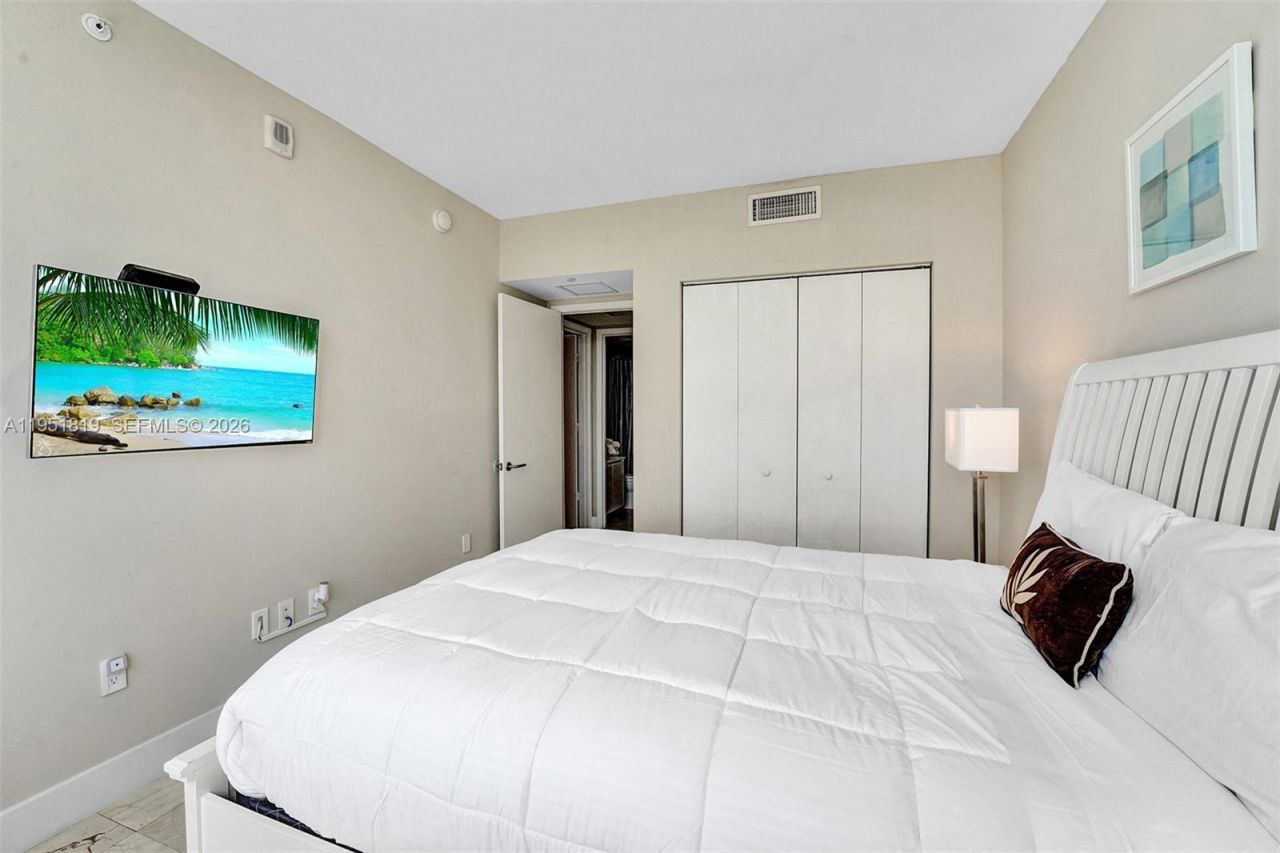 2600 E Hallandale Beach Blvd, Unit T3201, Hallandale Beach, FL 33009 Photo