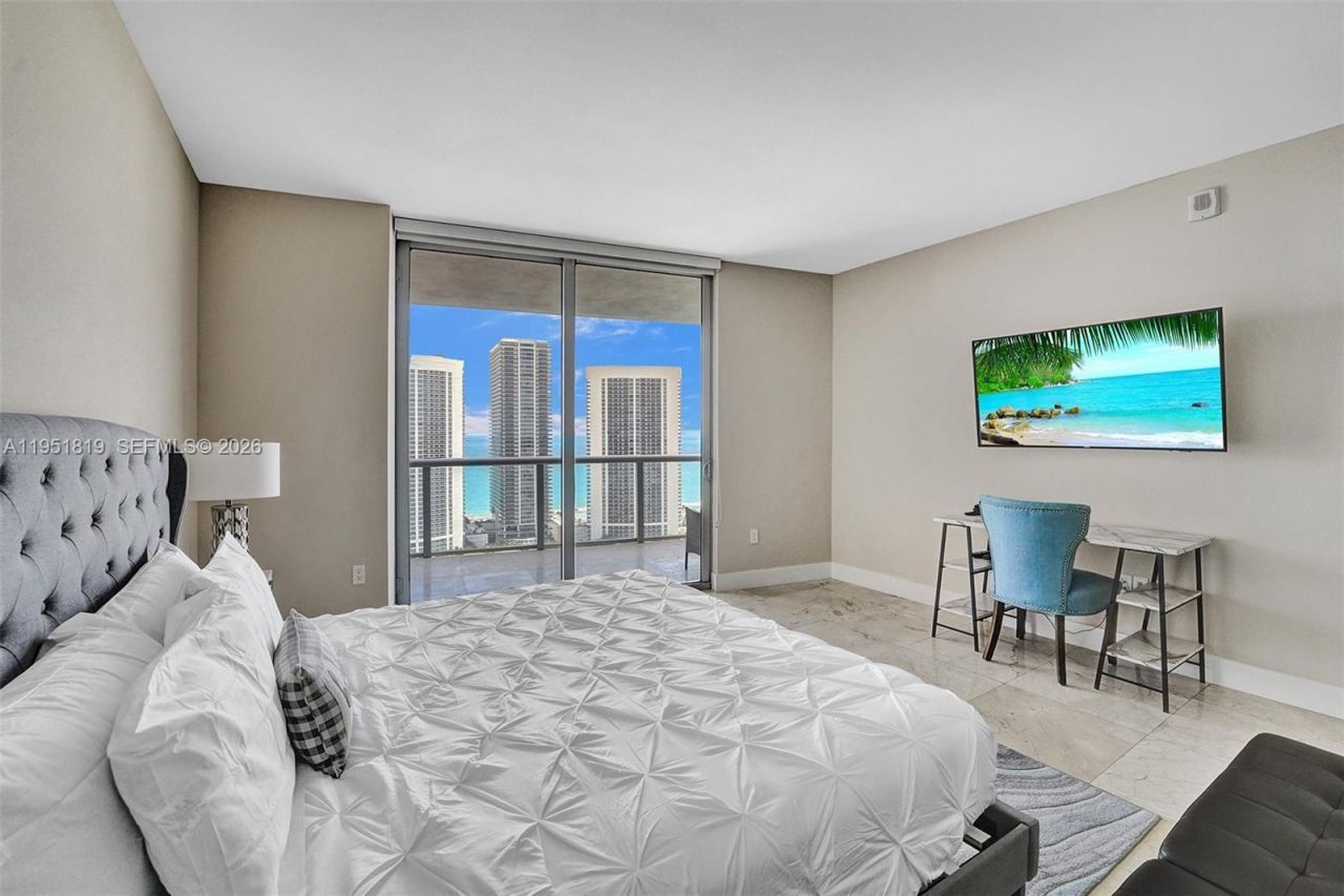 2600 E Hallandale Beach Blvd, Unit T3201, Hallandale Beach, FL 33009 Photo