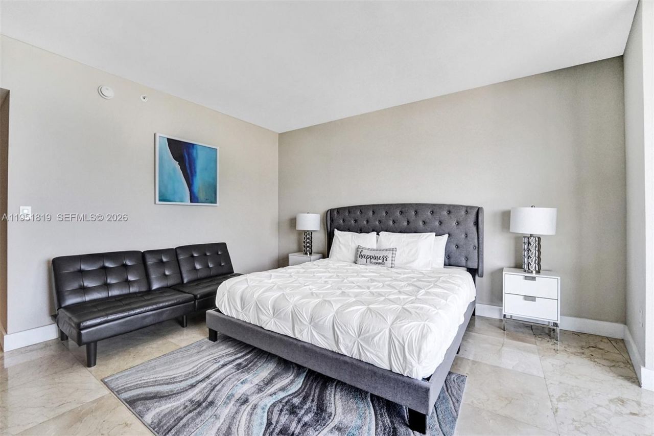 2600 E Hallandale Beach Blvd, Unit T3201, Hallandale Beach, FL 33009 Photo