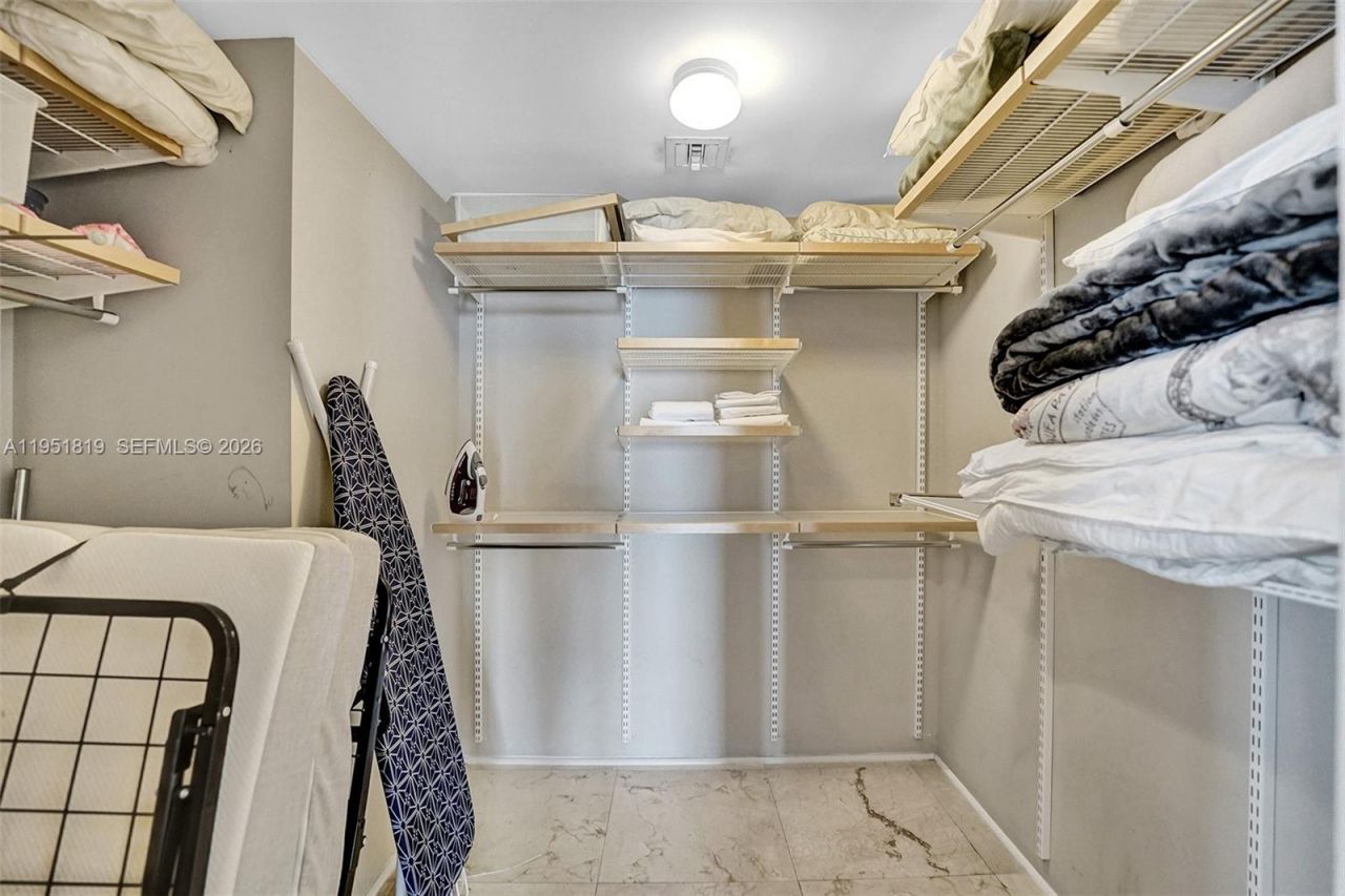 2600 E Hallandale Beach Blvd, Unit T3201, Hallandale Beach, FL 33009 Photo