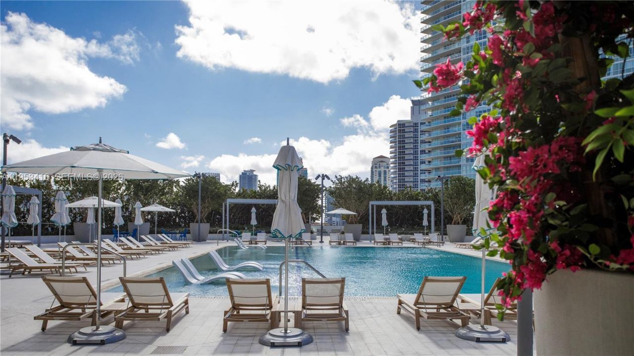 500 Alton Rd, Unit 1203, Miami Beach, FL 33139 Photo