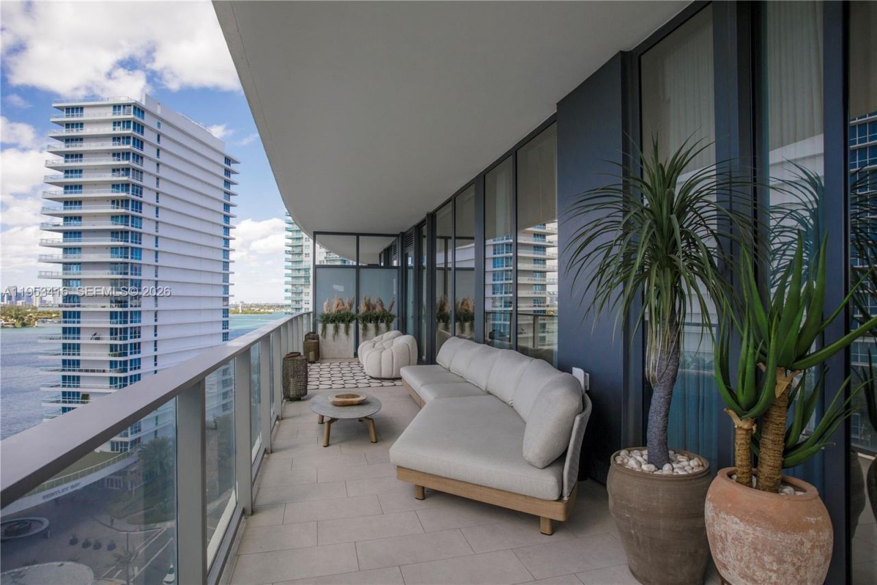 500 Alton Rd, Unit 1203, Miami Beach, FL 33139 Photo