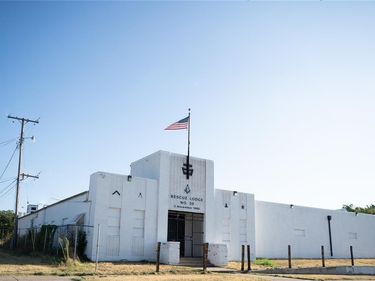 2901 Schwartz Avenue, Fort Worth, TX 76106