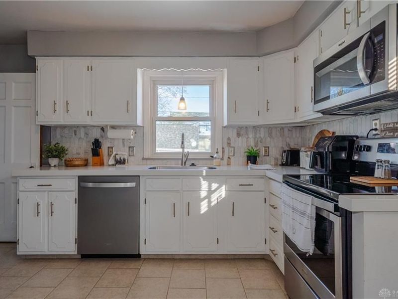 567 Broad Boulevard, Kettering, OH 45419 Photo 10