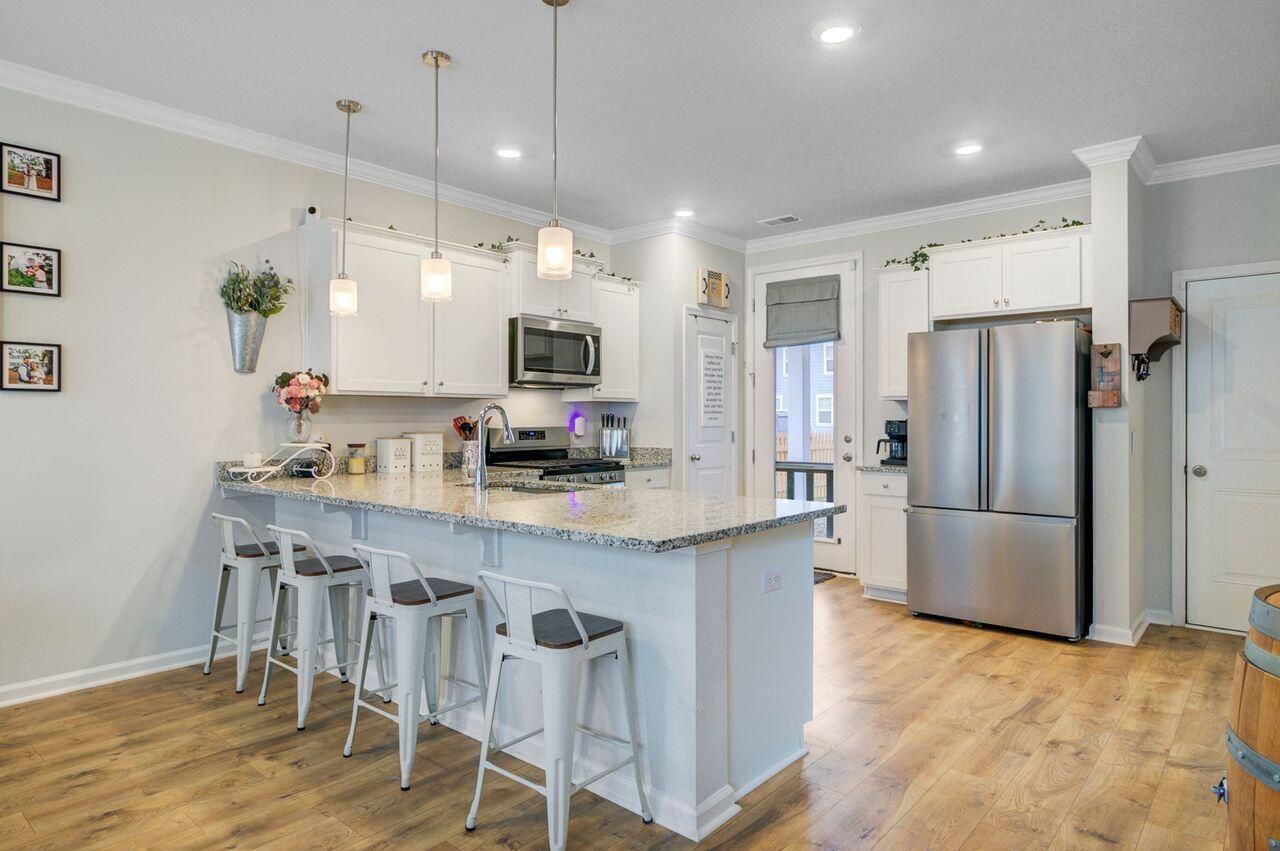 405 Oak View Way Photo 10