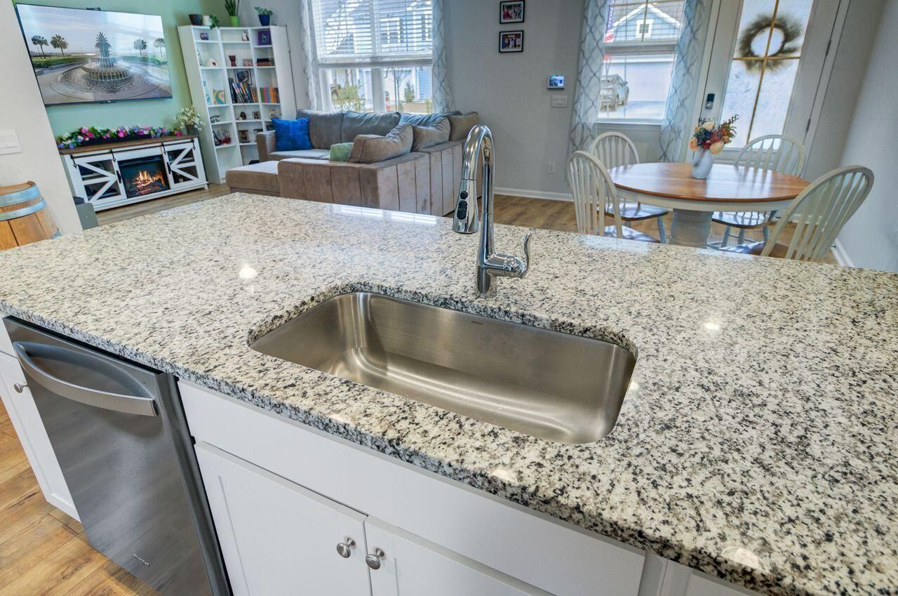 405 Oak View Way Photo 14