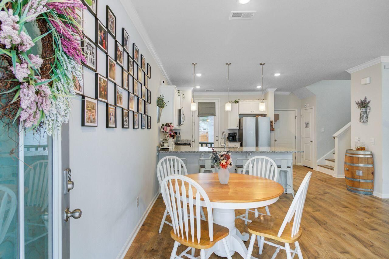 405 Oak View Way Photo 5