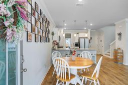 405 Oak View Way photo 4