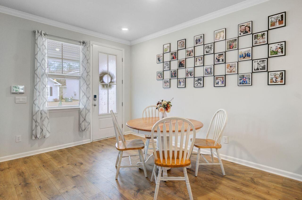 405 Oak View Way Photo 6