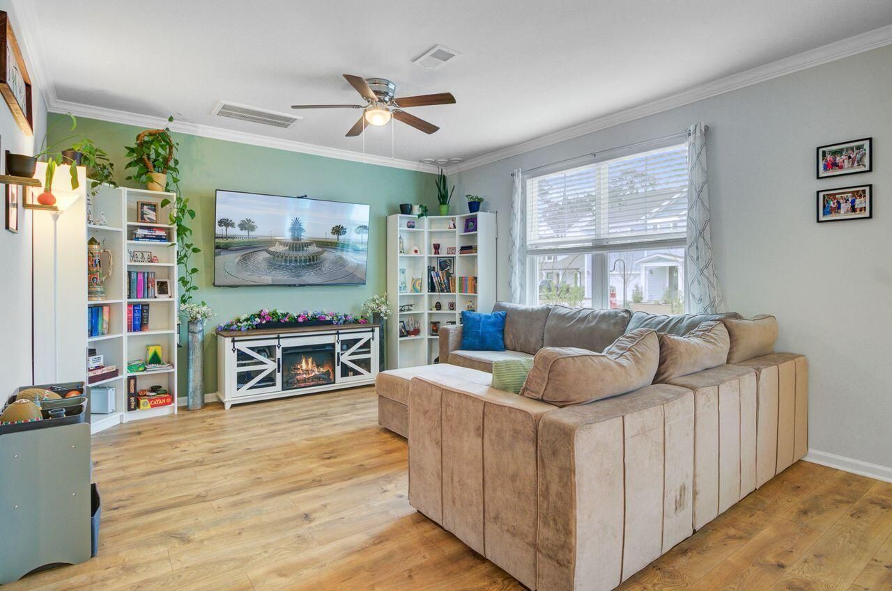 405 Oak View Way Photo 7