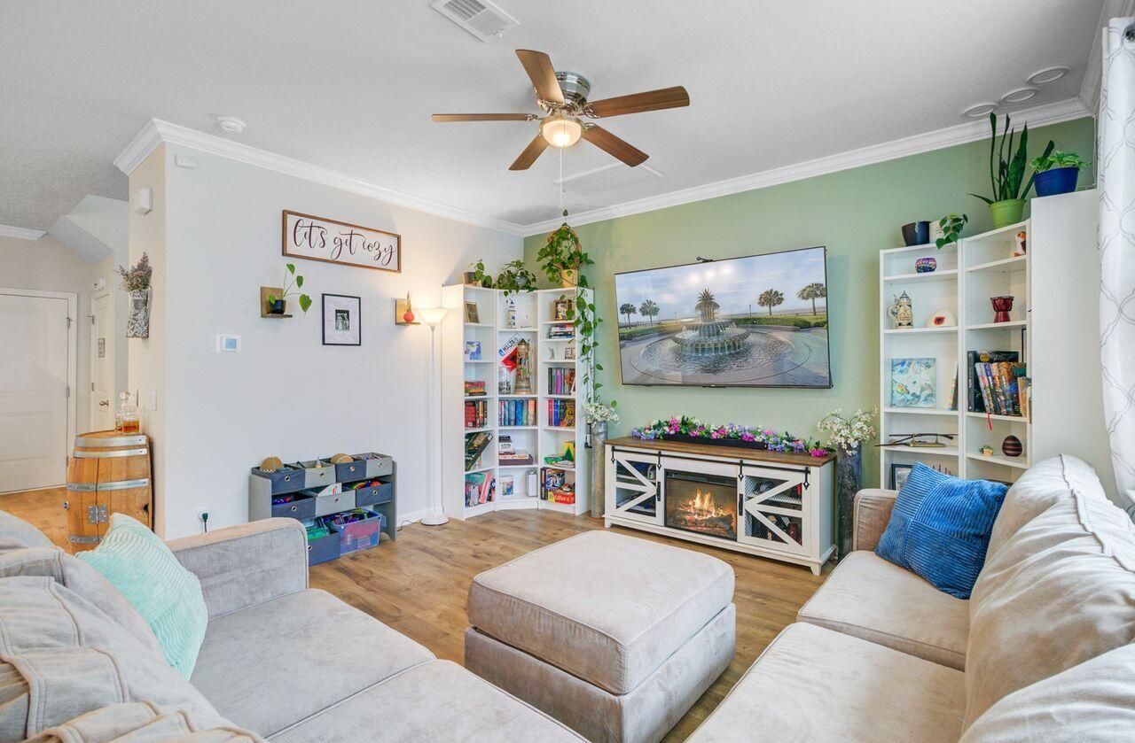 405 Oak View Way Photo 8