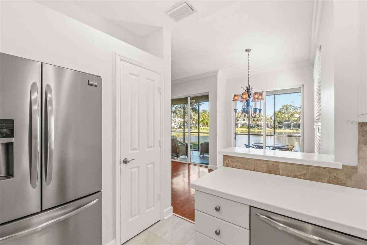 5264 Bouchard Circle, Unit 102, Sarasota, FL 34238 Photo