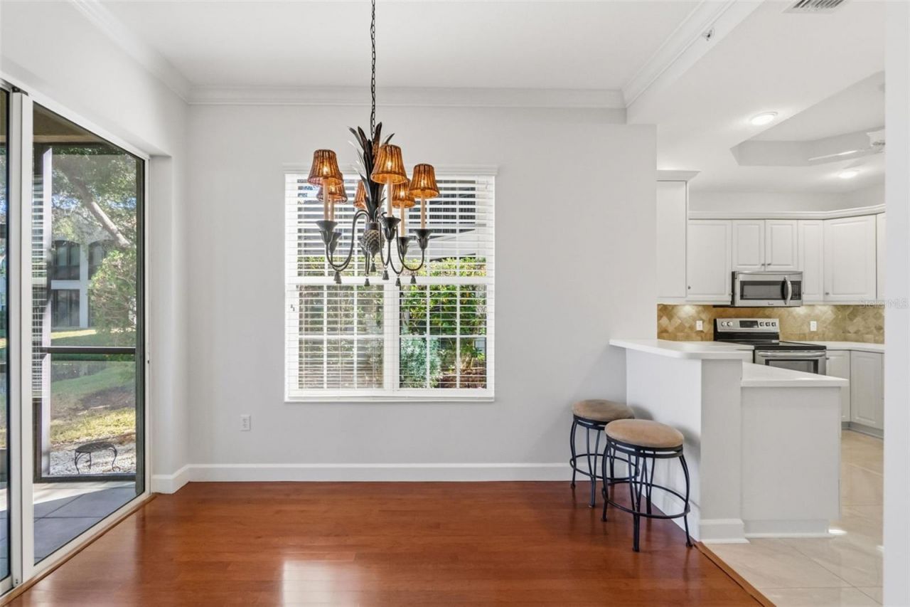 5264 Bouchard Circle, Unit 102, Sarasota, FL 34238 Photo