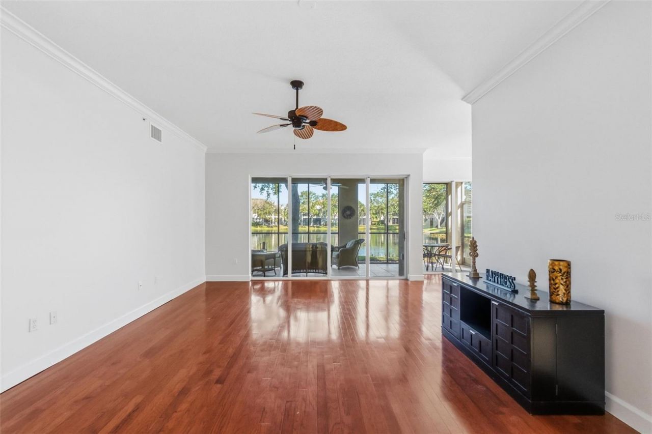 5264 Bouchard Circle, Unit 102, Sarasota, FL 34238 Photo
