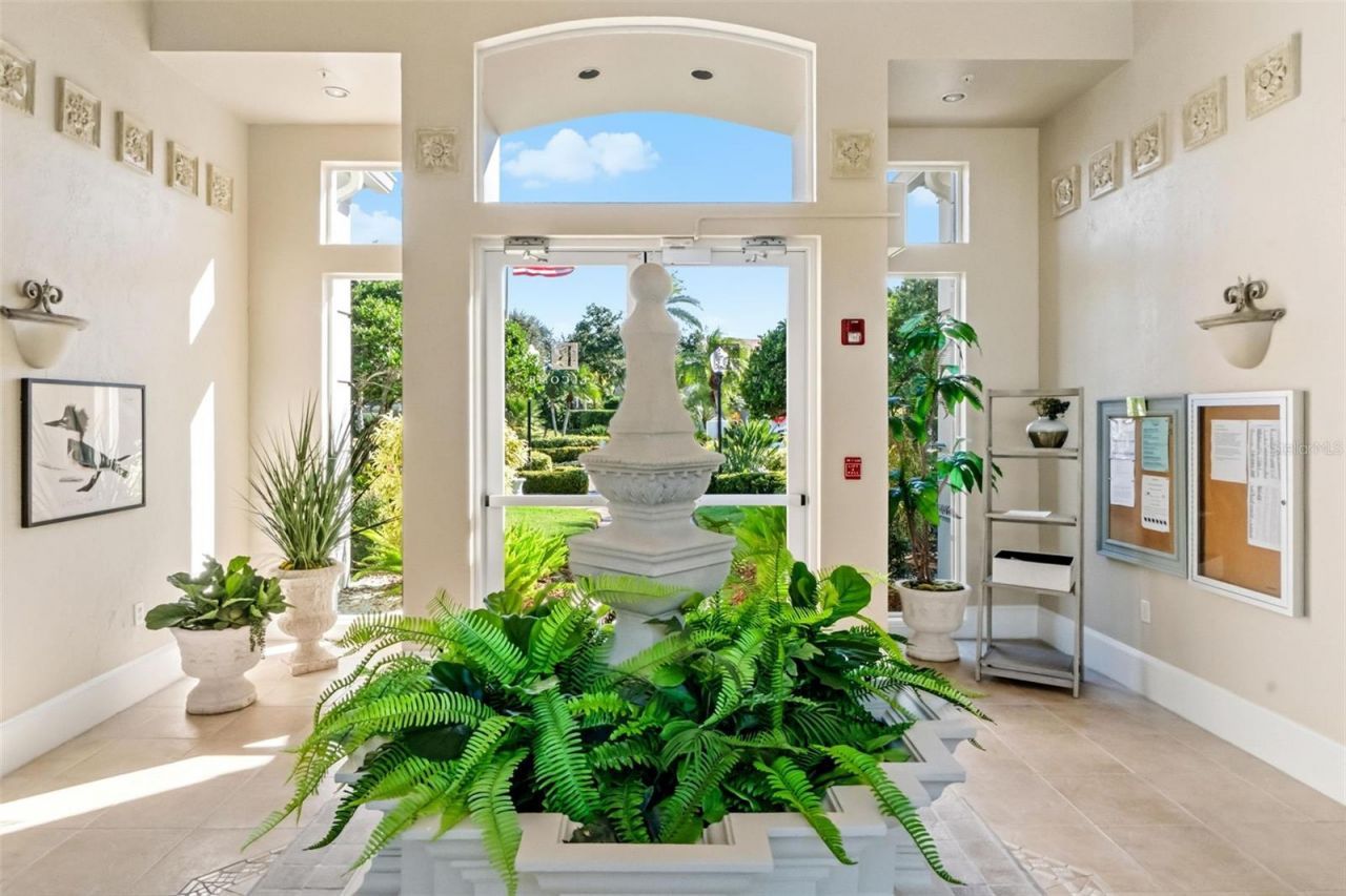 5264 Bouchard Circle, Unit 102, Sarasota, FL 34238 Photo