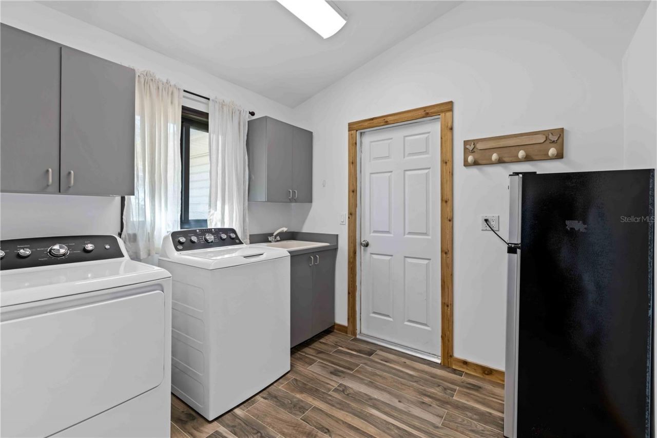 10222 289th Street E, Myakka City, FL 34251 Photo