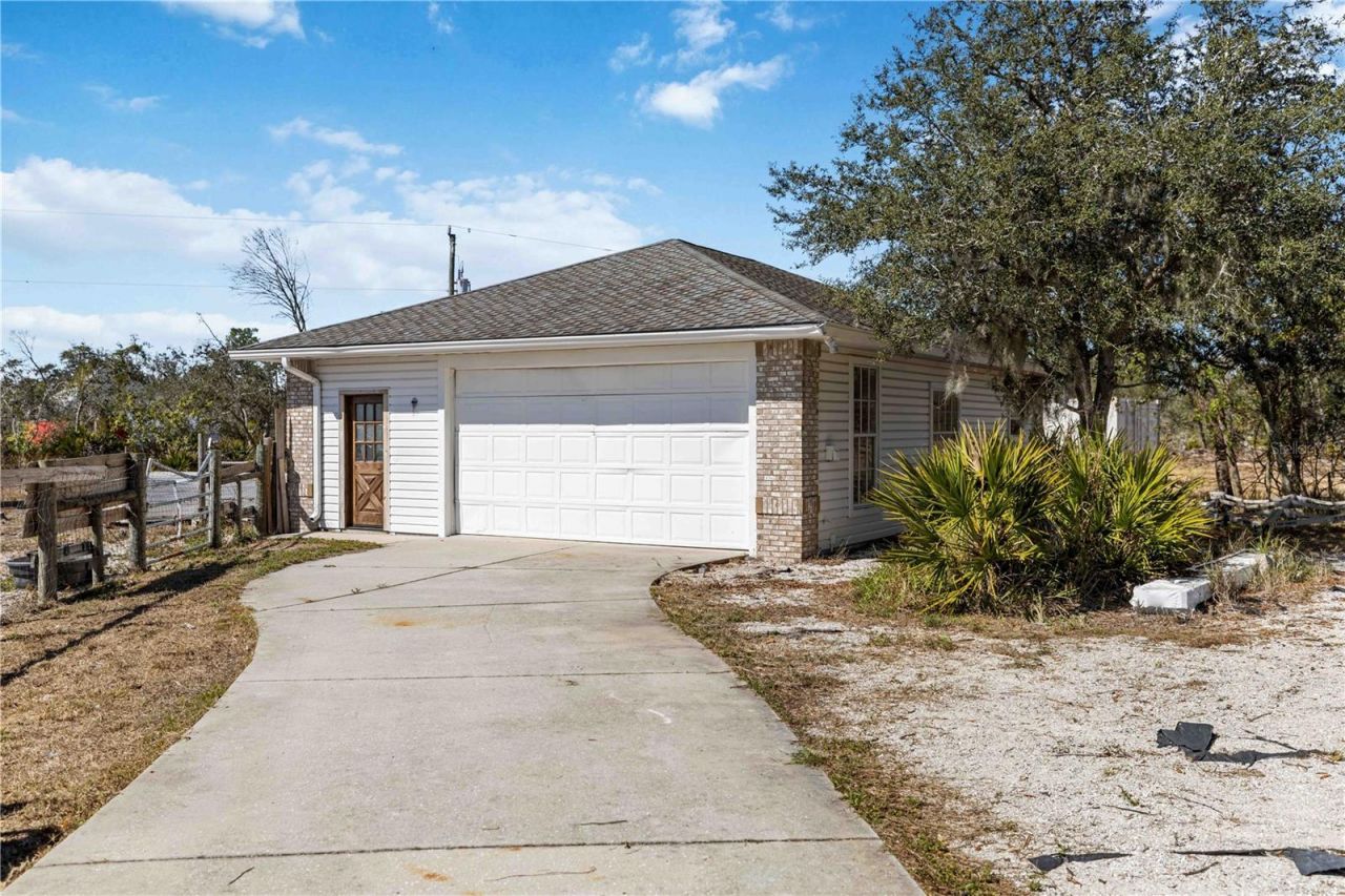 10222 289th Street E, Myakka City, FL 34251 Photo