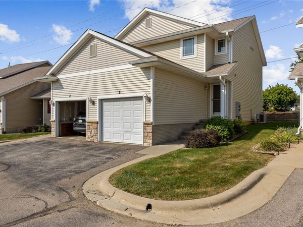 1472 Tower Lane, Unit 5, Cedar Rapids, IA 52402