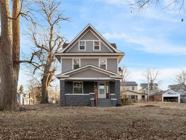 2961 Lockridge Avenue, Kansas City, MO 64128