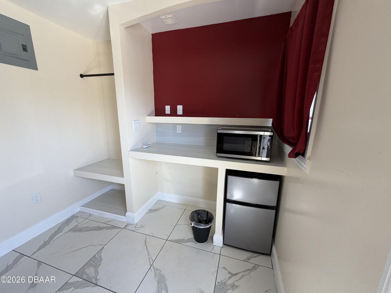 1327 S Ridgewood Avenue, Daytona Beach, FL 32114 Photo