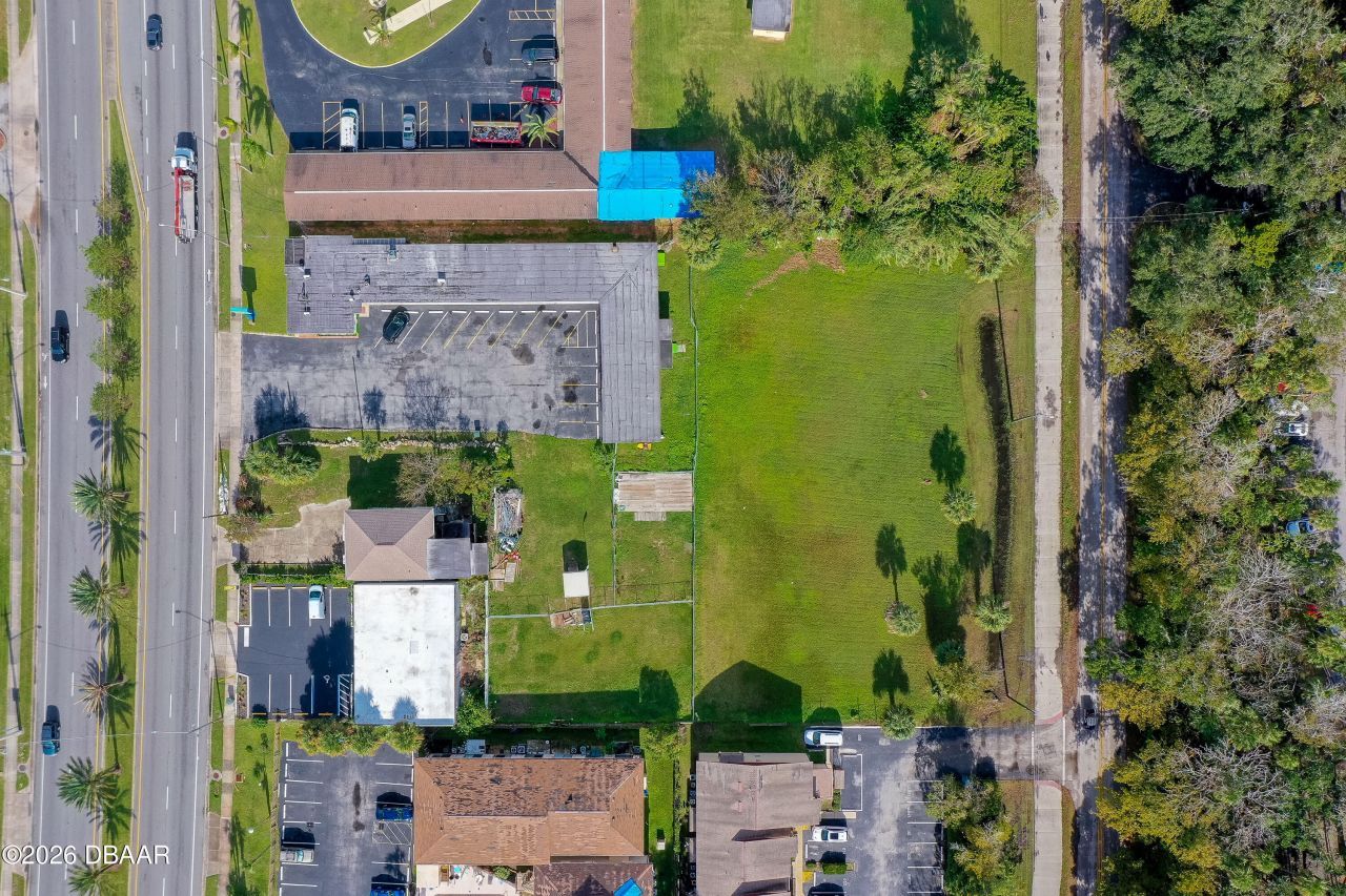 1327 S Ridgewood Avenue, Daytona Beach, FL 32114 Photo