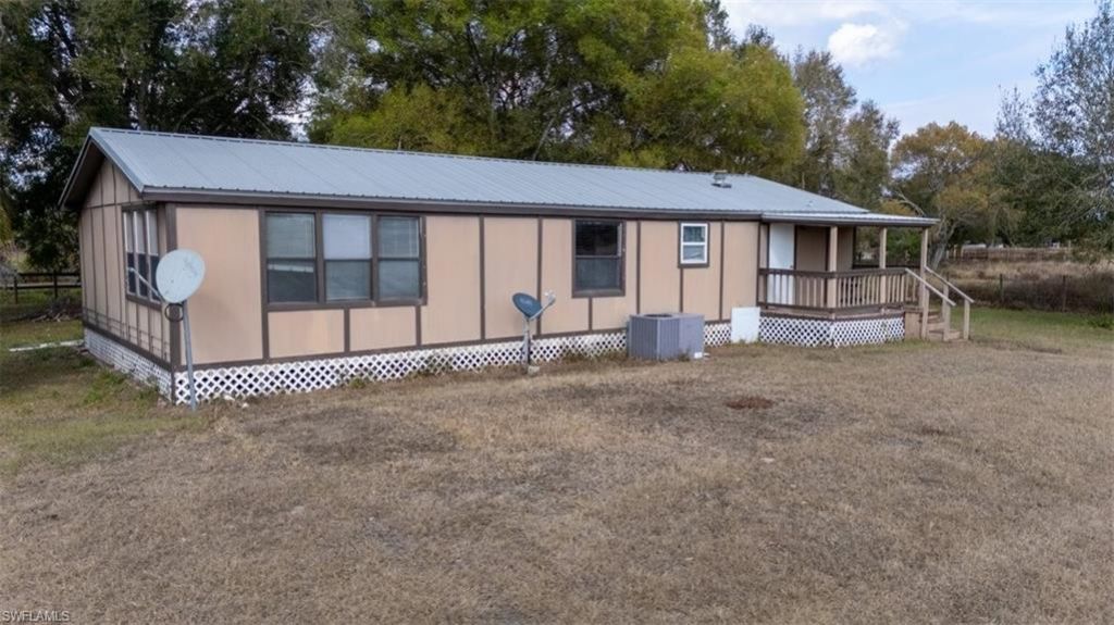 1155 Coffey Rd , Moore Haven, FL 33471 Photo
