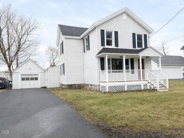 119 Maple Avenue, Fort Hunter, NY 12069