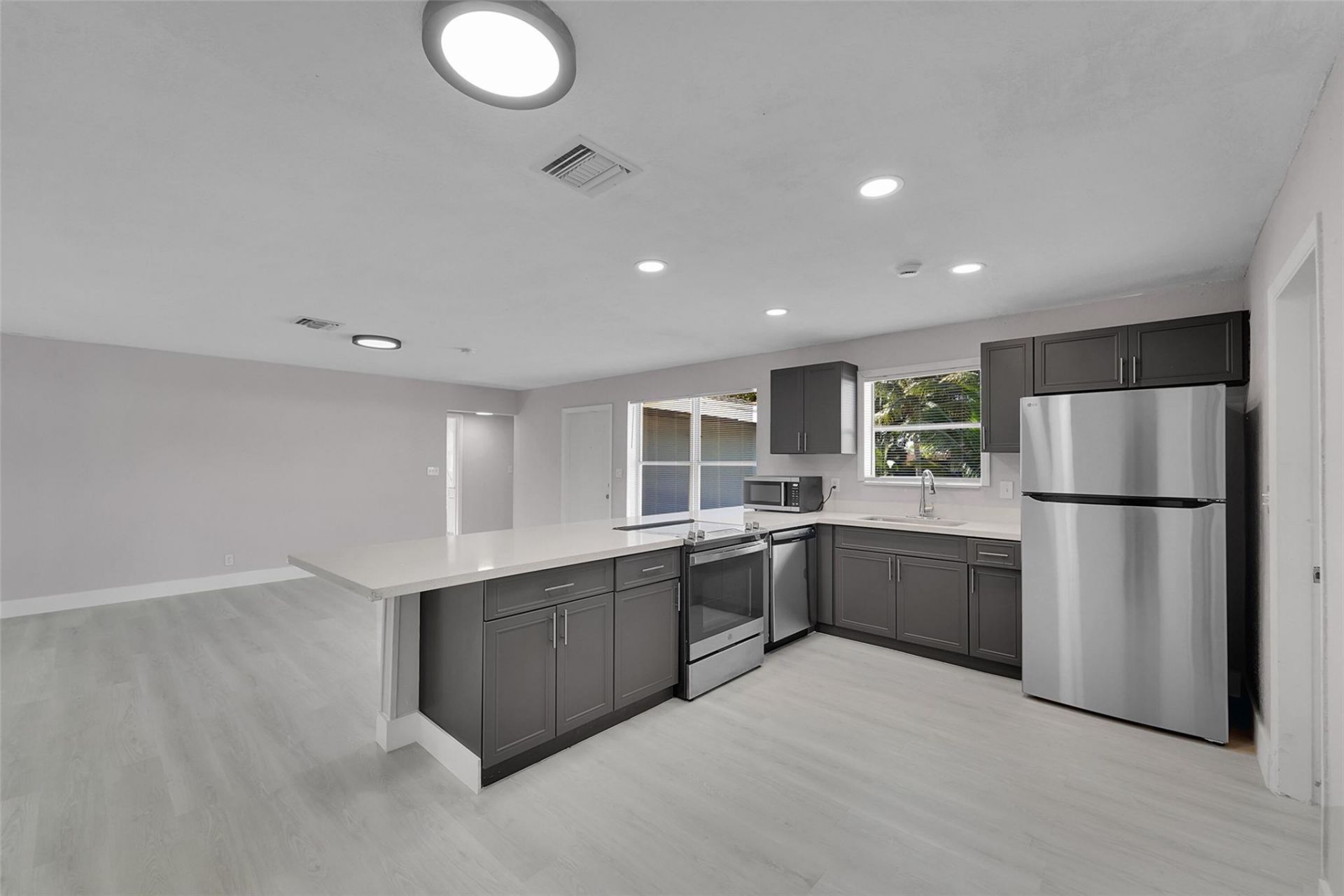 812 Pennsylvania Ave, Fort Lauderdale, FL 33312 Main Photo