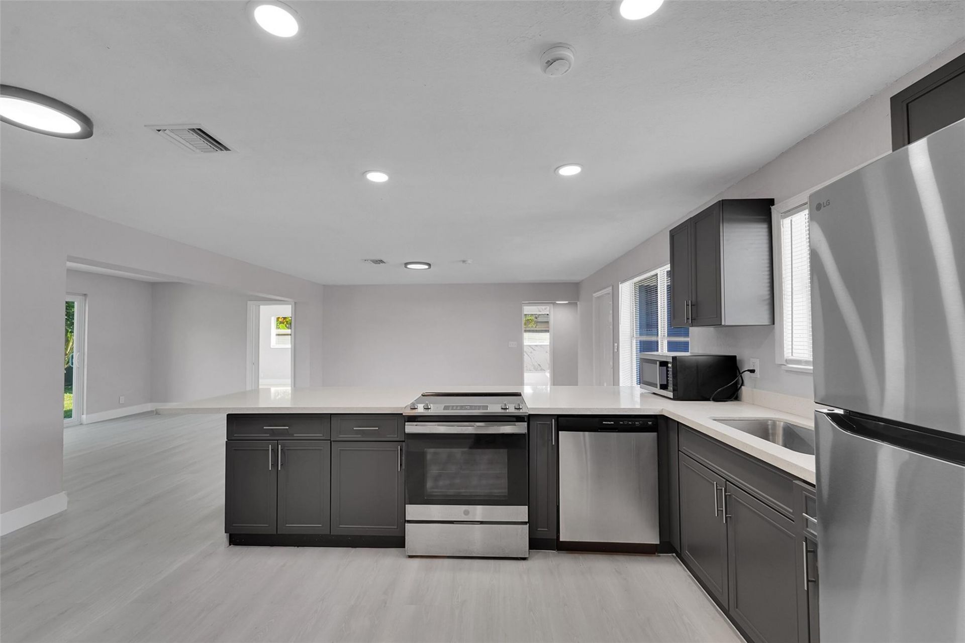 812 Pennsylvania Avenue, Fort Lauderdale, FL 33312 Photo