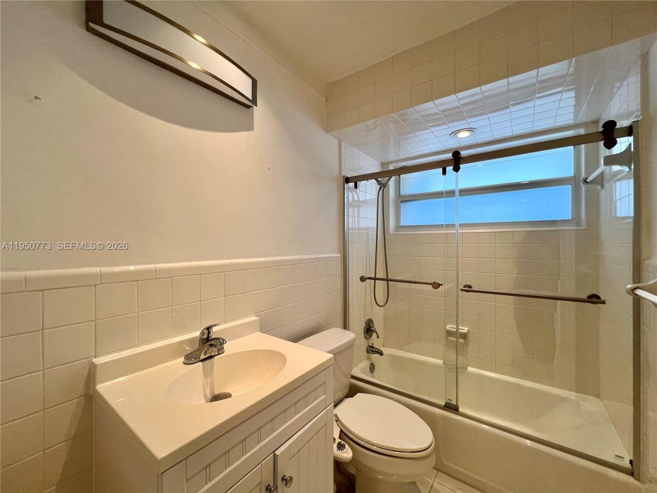 255 Sunrise Dr, Unit 308, Key Biscayne, FL 33149 Photo