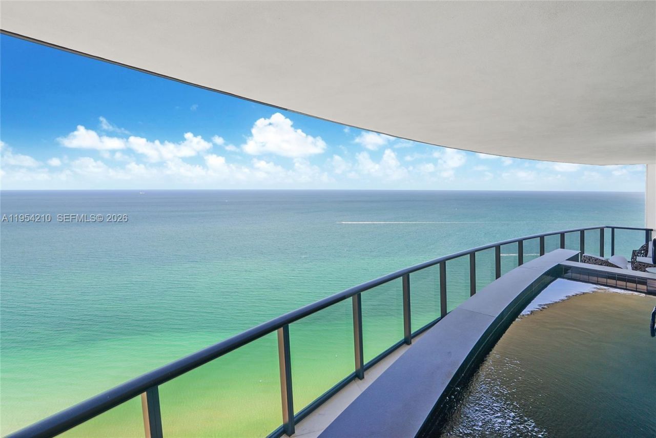 18555 Collins Ave, Unit 4305, Sunny Isles Beach, FL 33160 Photo