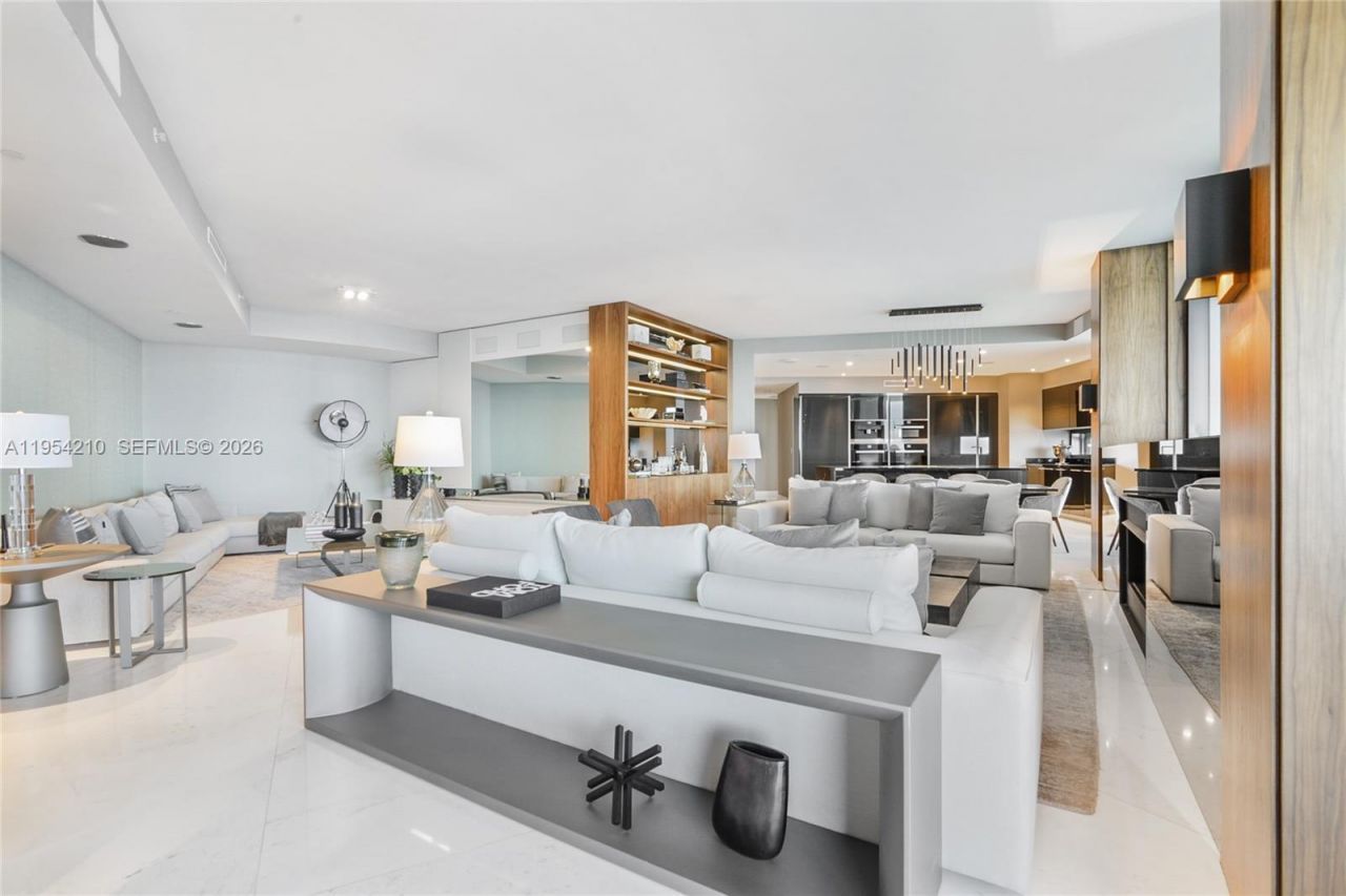 18555 Collins Ave, Unit 4305, Sunny Isles Beach, FL 33160 Photo