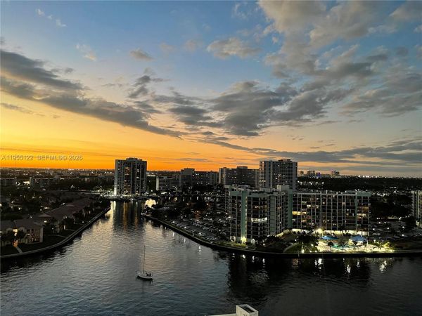 3800 S Ocean Dr, Unit 1725, Hollywood, FL 33019