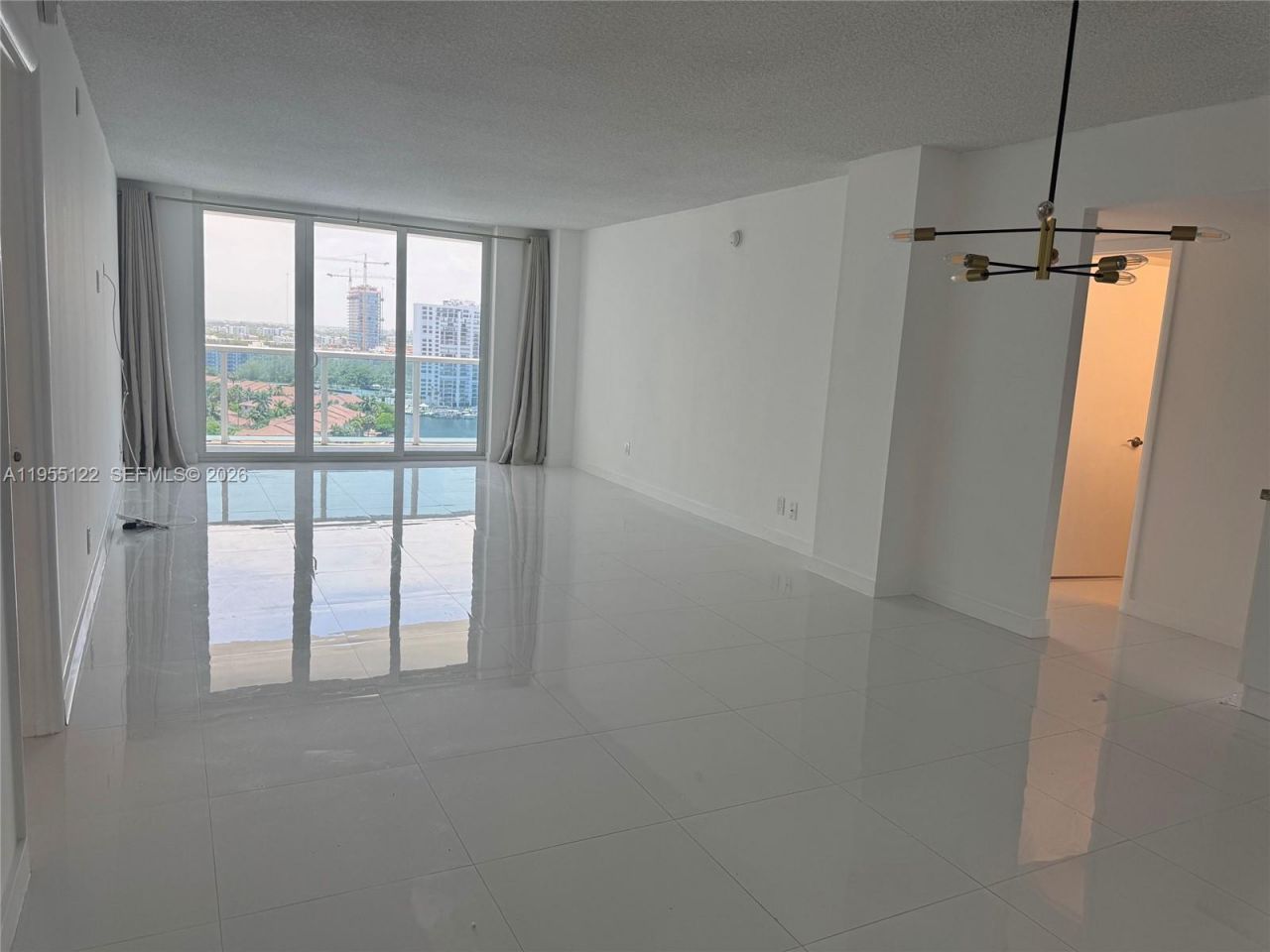 3800 S Ocean Dr, Unit 1725, Hollywood, FL 33019 Photo