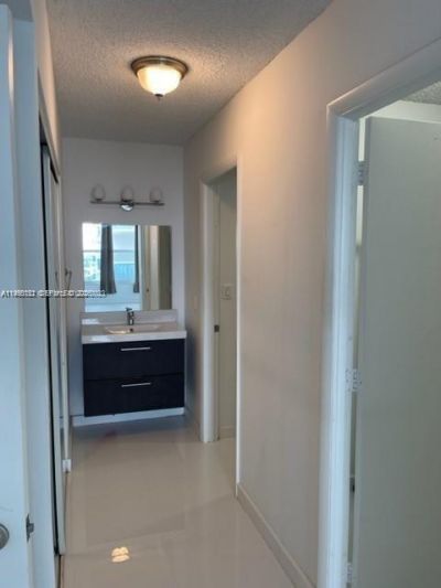 3800 S Ocean Dr, Unit 1725, Hollywood, FL 33019 Photo