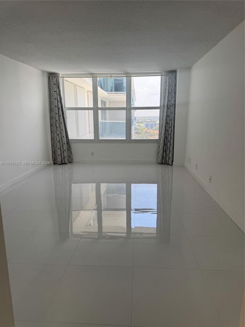 3800 S Ocean Dr, Unit 1725, Hollywood, FL 33019 Photo