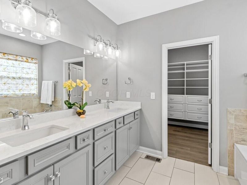 224 Honeywood Drive N, Galena, OH 43021 Photo 21