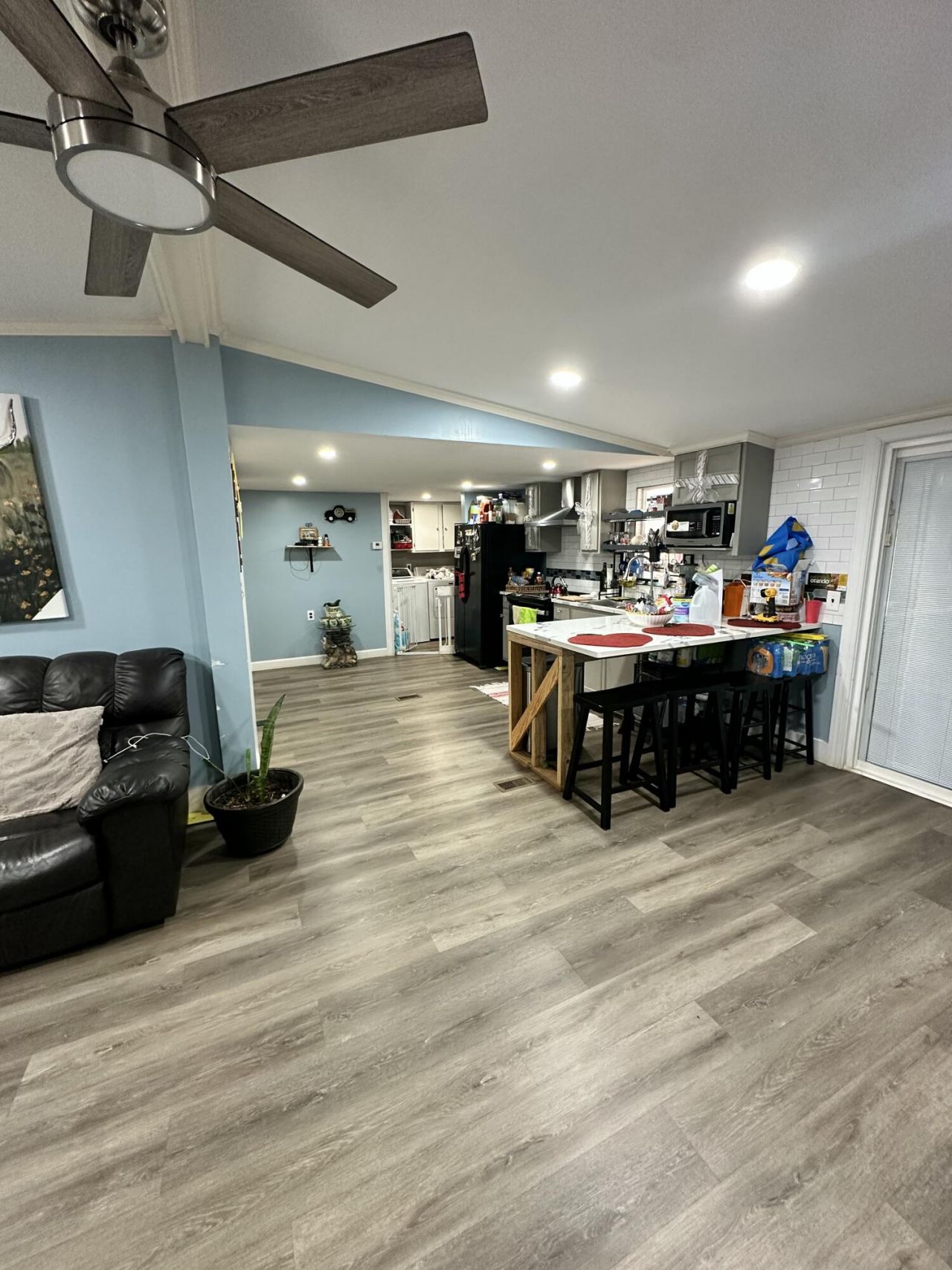 6995 Arthur Gayle Road Photo 4