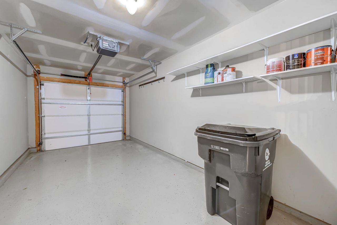 326 Wembley Way Photo 11