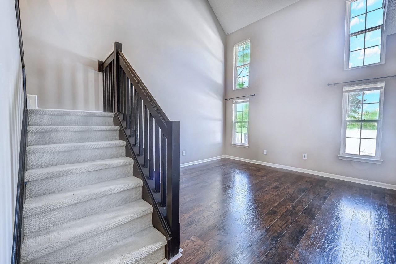 326 Wembley Way Photo 15