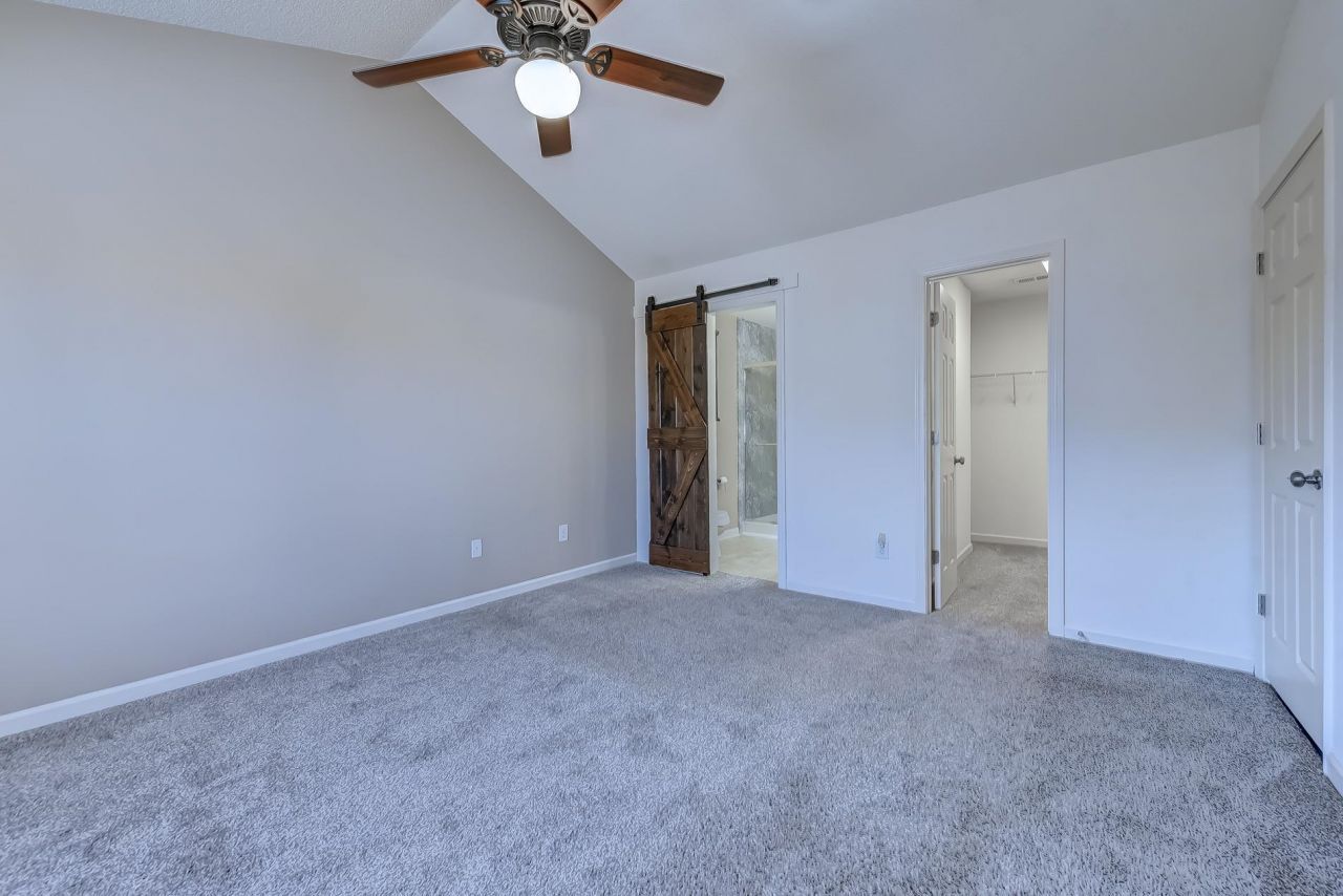 326 Wembley Way Photo 26