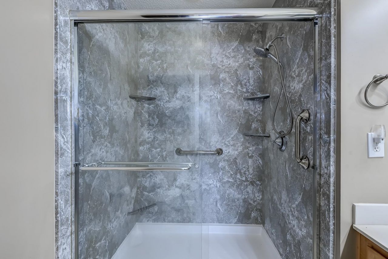 326 Wembley Way Photo 29