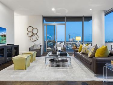 2200 Victory Avenue, Unit 1105, Dallas, TX 75219