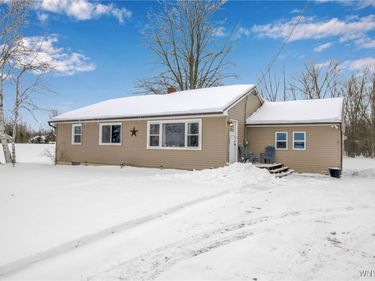 3346 Ewings Road, Lockport, NY 14094